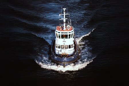 MCA Issues Updated Guidance for Small-Vessel Navigation