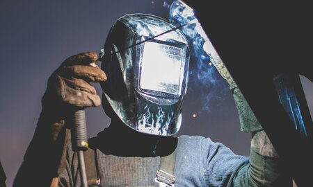 China Dominates With 70% of Global Green Ship Orders