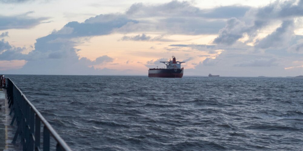 WinGD Lands World-First Ethanol Engine Order for Vale Ore Carriers