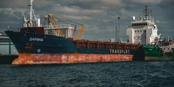 The Dark Fleet’s Growing Use of False Flags