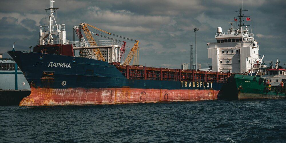 The Dark Fleet’s Growing Use of False Flags