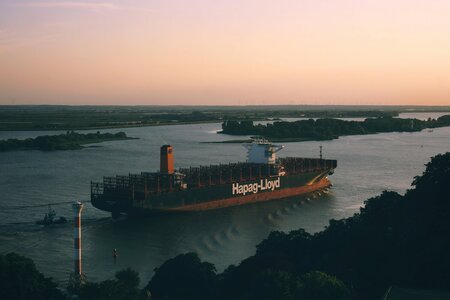 Hapag-Lloyd Fleet Reaches 300-Vessel Milestone