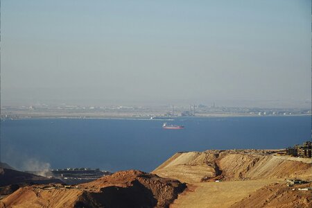 Maritime Choke Point Disruptions Could Cost Global Trade $14bn Annually