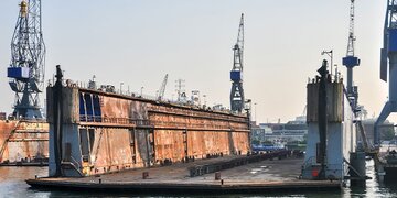 Crowley Invests in Floating Dry Dock Developer