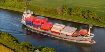 Future Proof Shipping Launches Its First Hydrogen-Powered Inland Container Ship