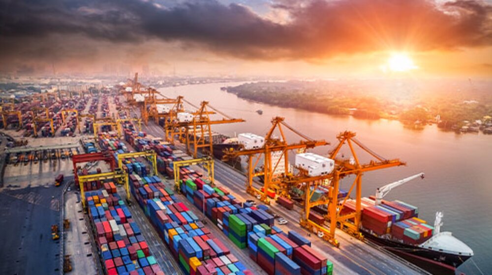 Port and terminal risks: quay container cranes